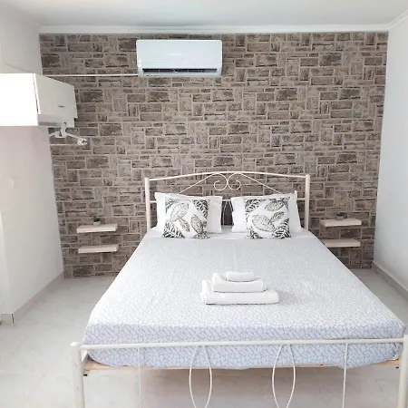 Apartament S For Studio - Detached, Close To Center