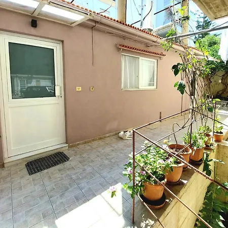Apartament S For Studio - Detached, Close To Center *