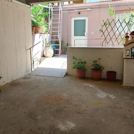Apartament S For Studio - Detached, Close To Center *